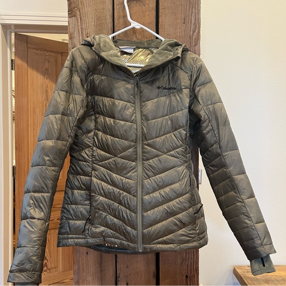 Columbia Women's Joy Peak™ Omni-Heat™ Infinity Insulated Hooded Jacket